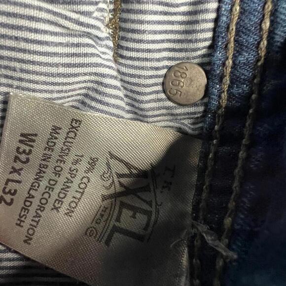 T.K. Axel Brand Jeans Men’s W32 L32 Athletic Fit Stretch Blue Denim - Picture 8 of 13